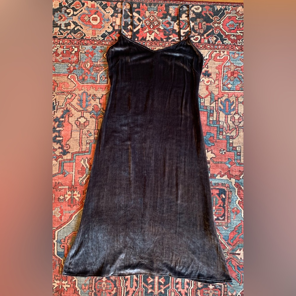 Reformation Gaia Velvet Slip Dress Size Medium - Picture 13 of 13